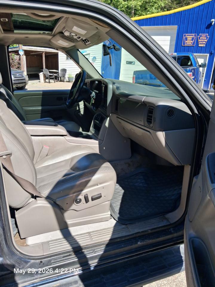 GMC Yukon 4WD 2005