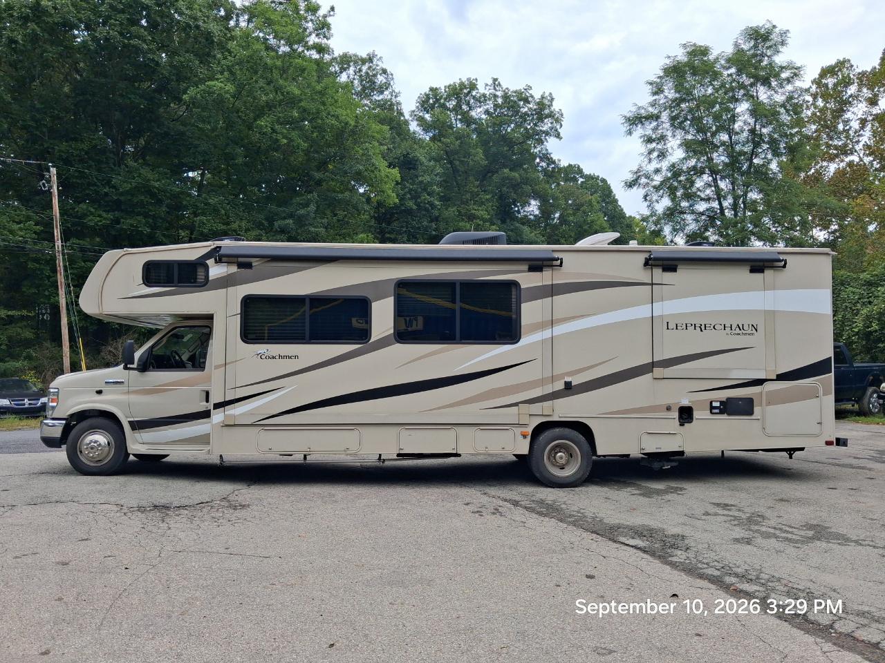 Coachmen Leprechaun  2019