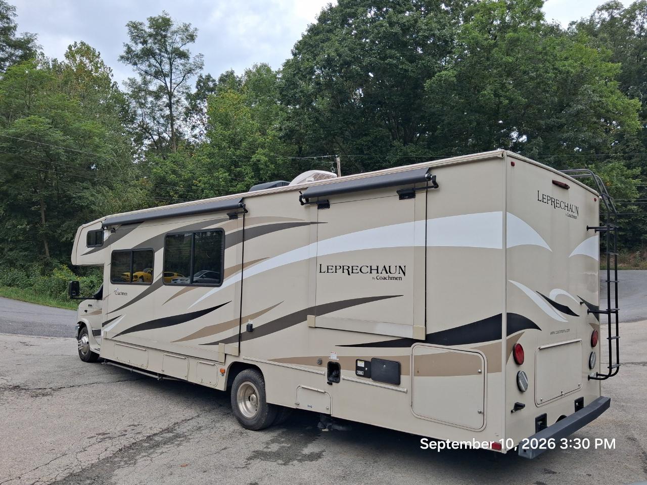 Coachmen Leprechaun  2019