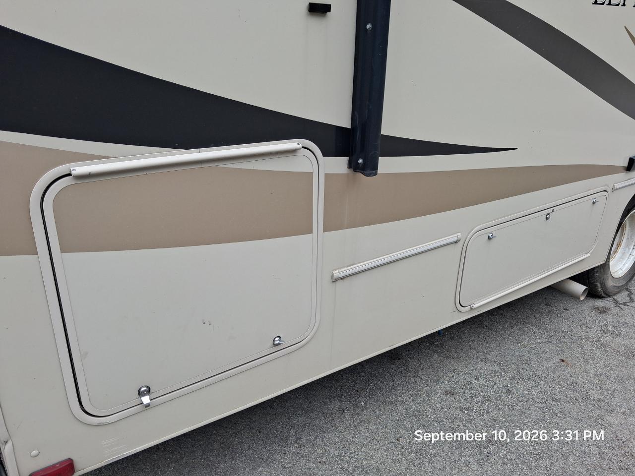 Coachmen Leprechaun  2019