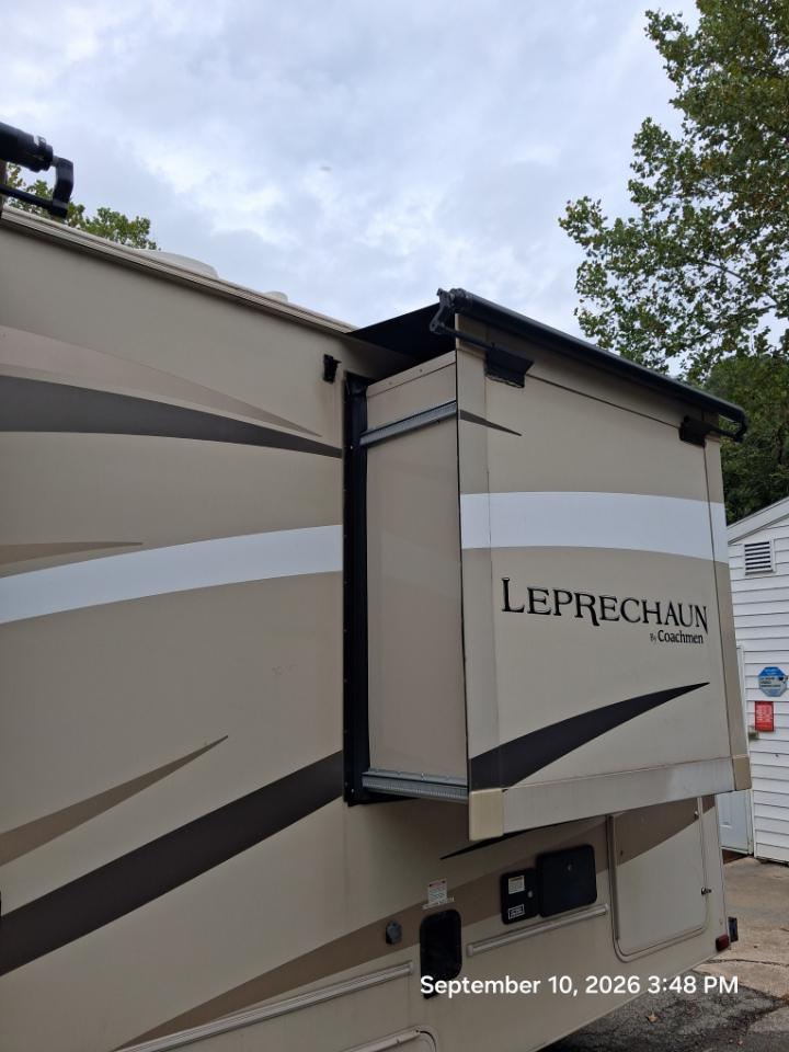 Coachmen Leprechaun  2019