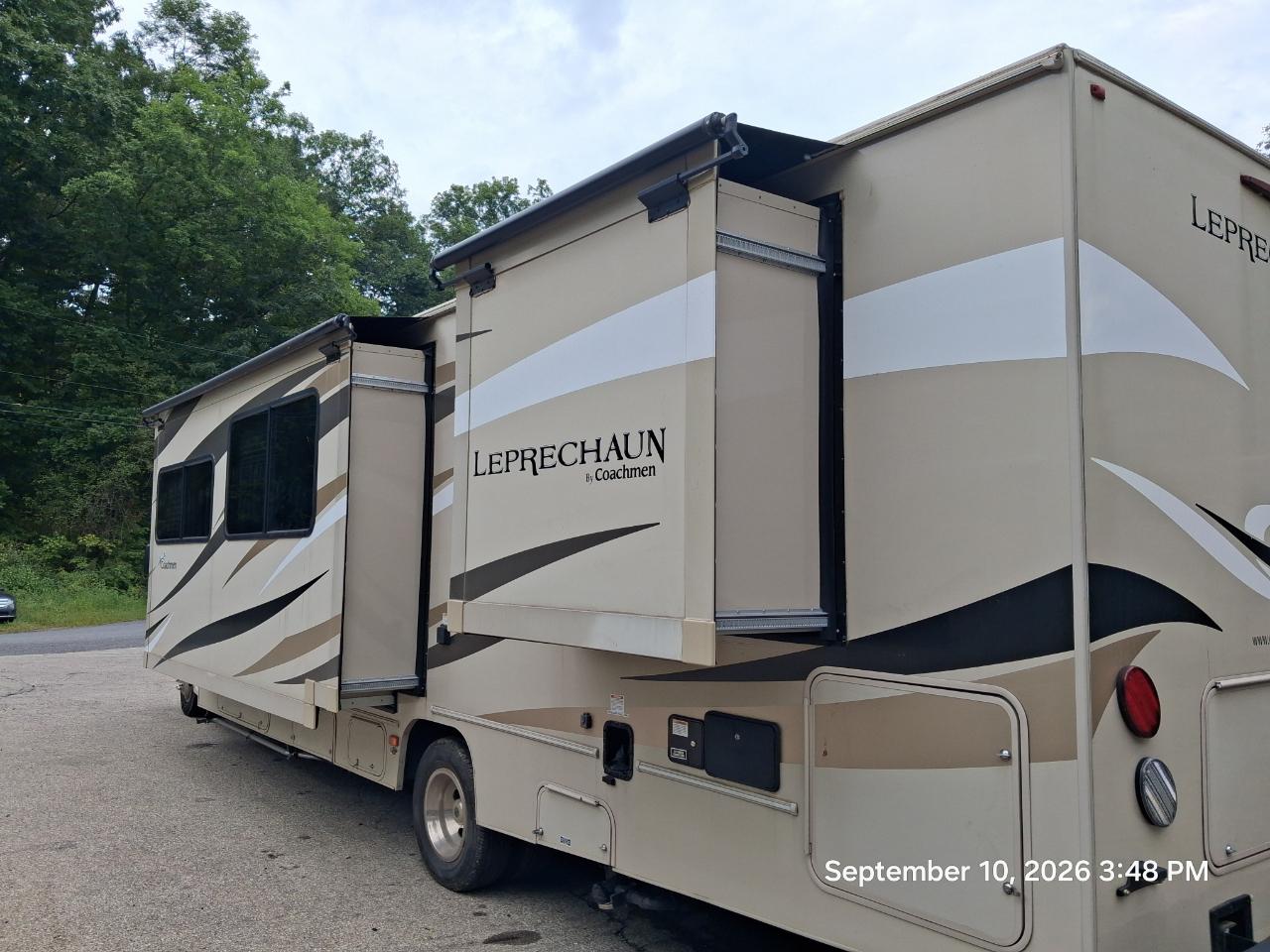 Coachmen Leprechaun  2019
