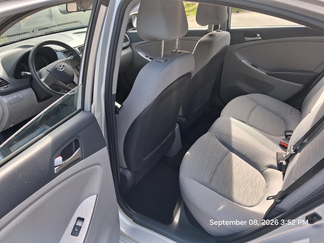 Hyundai Accent SE 4-Door 6A 2016