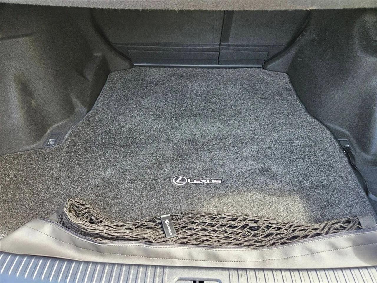 Lexus IS IS 300 RWD 2020