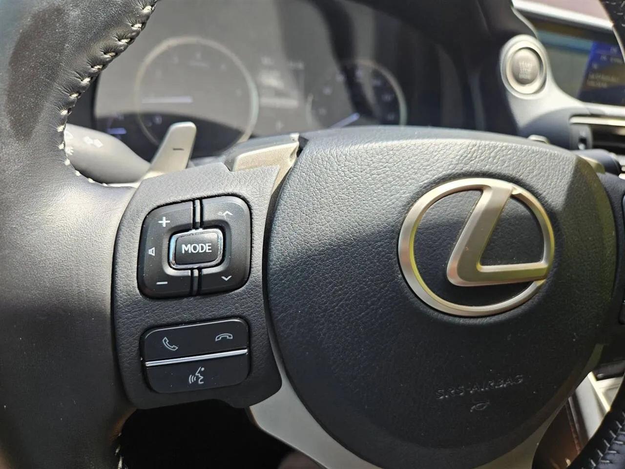 Lexus IS IS 300 RWD 2020