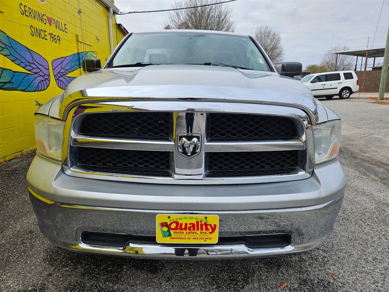 Dodge Ram 1500 2WD Reg Cab 120.5" SLT 2010
