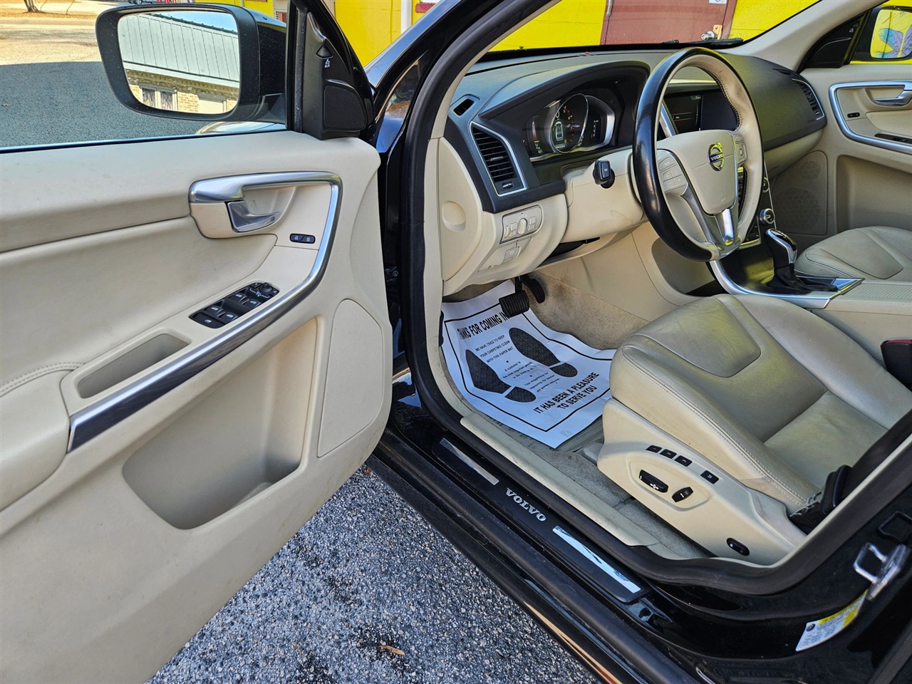 Volvo XC60 FWD 4dr T5 Drive-E Premier 2016