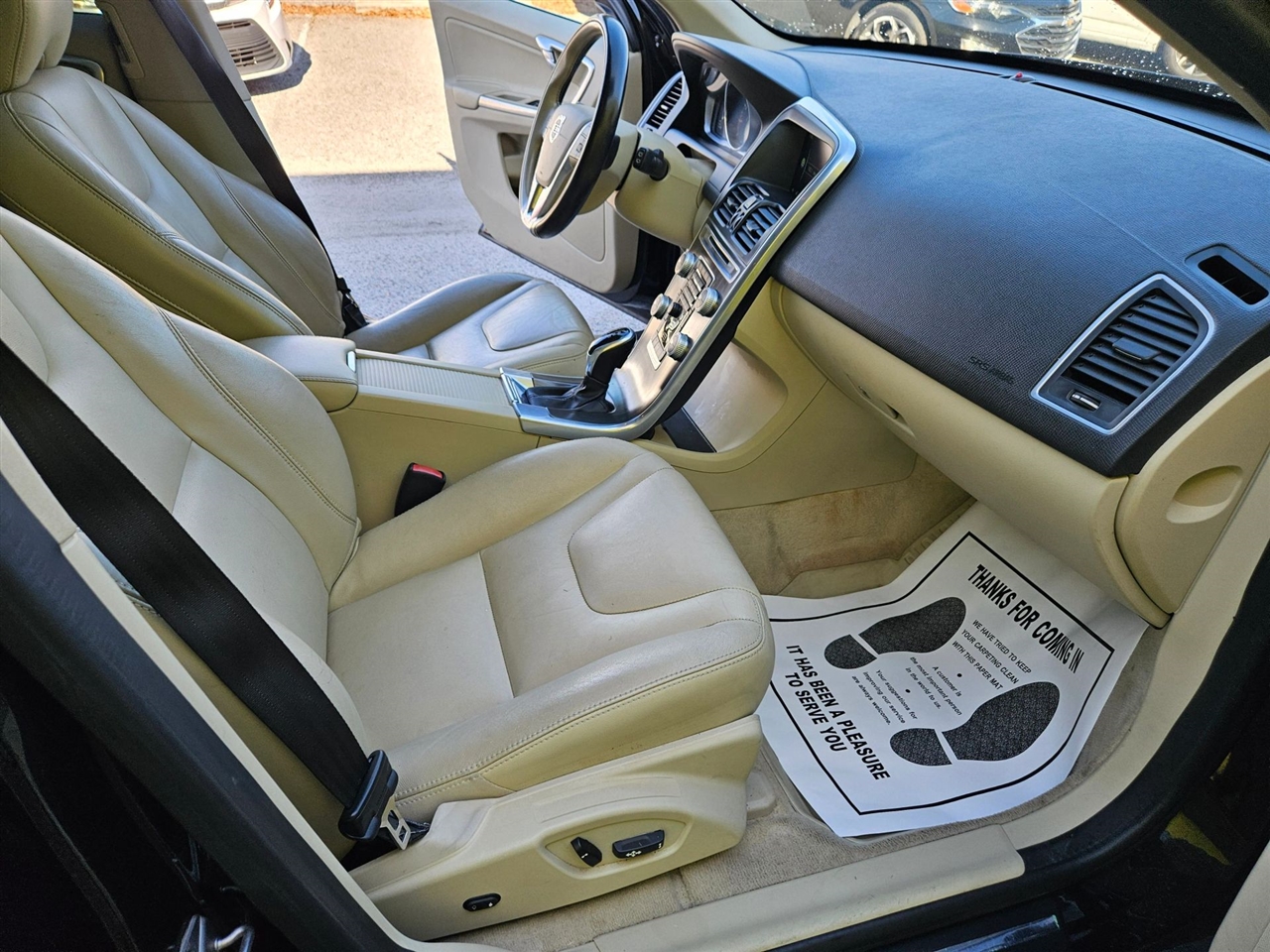 Volvo XC60 FWD 4dr T5 Drive-E Premier 2016