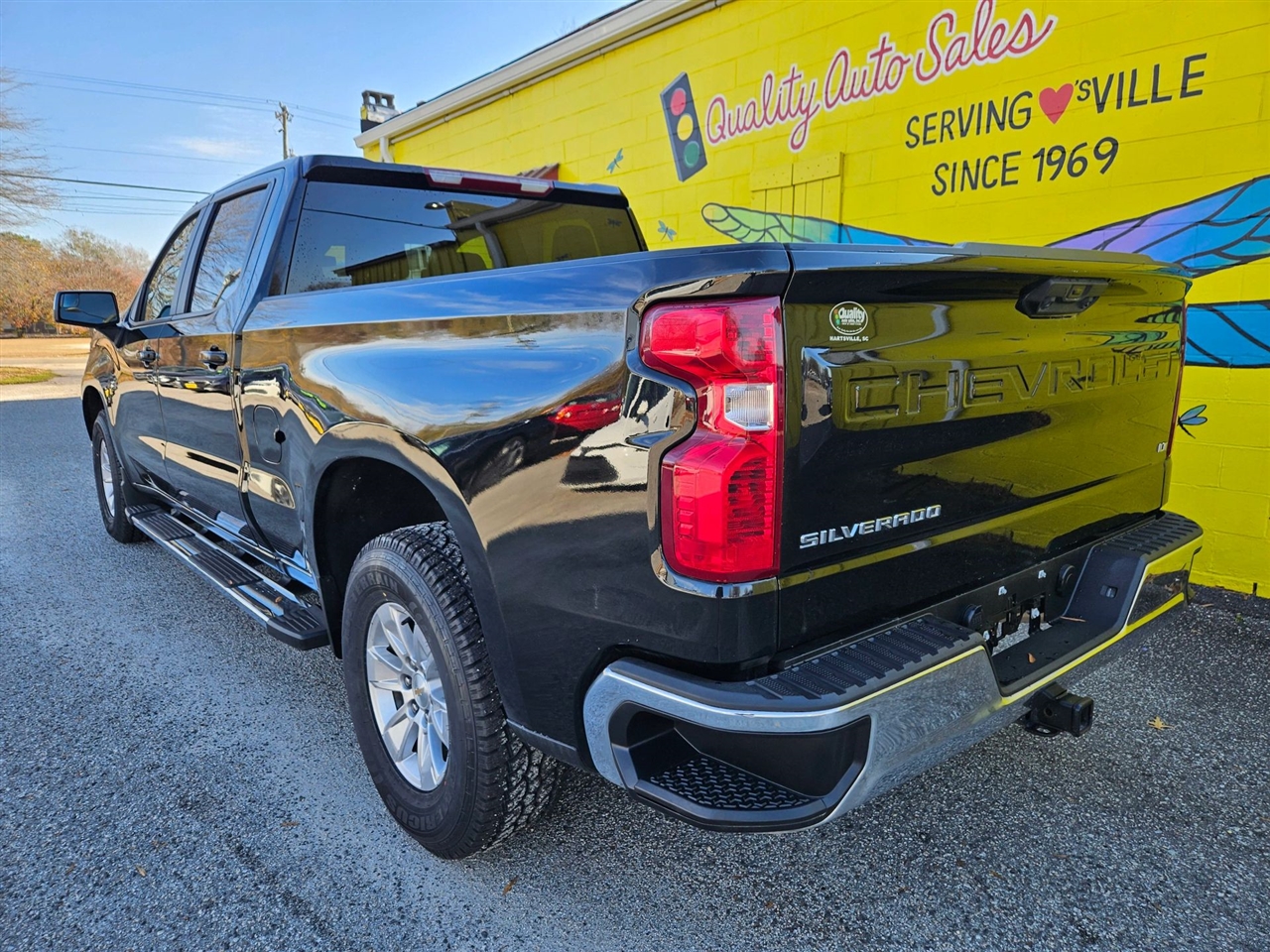 Chevrolet Silverado 1500 2WD Crew Cab 157" LT 2024