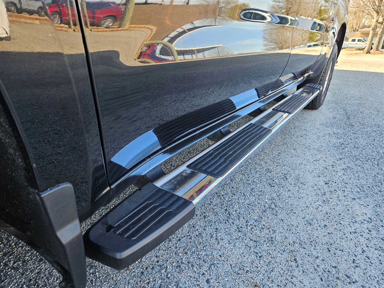 Chevrolet Silverado 1500 2WD Crew Cab 157" LT 2024