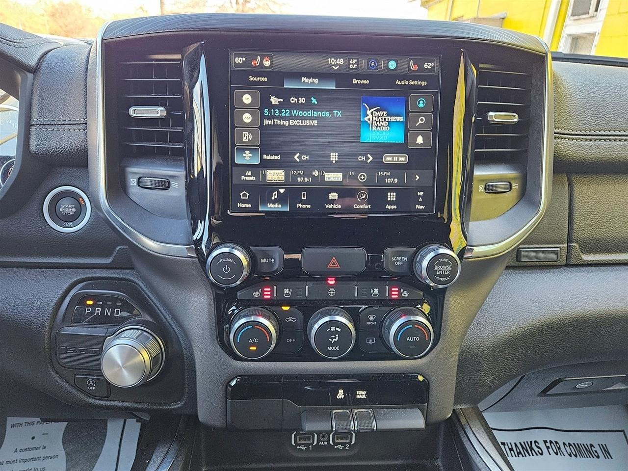 RAM 1500 Laramie 4x2 Crew Cab 5'7" Box 2024