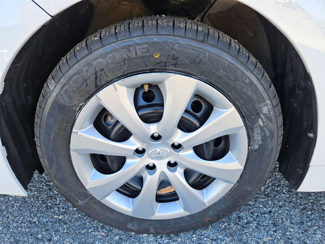 Toyota Corolla LE CVT (Natl) 2023