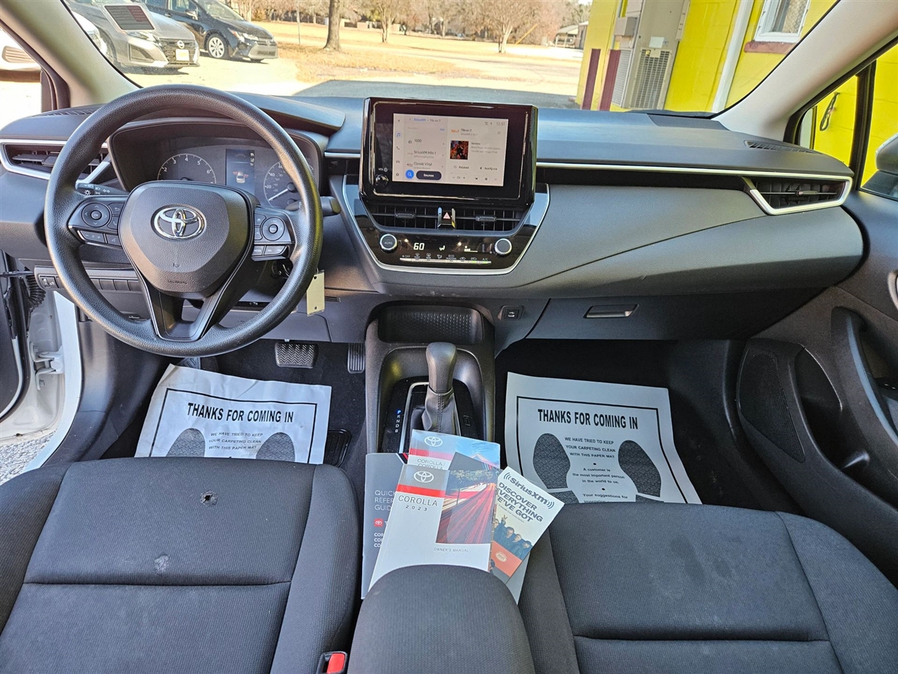 Toyota Corolla LE CVT (Natl) 2023