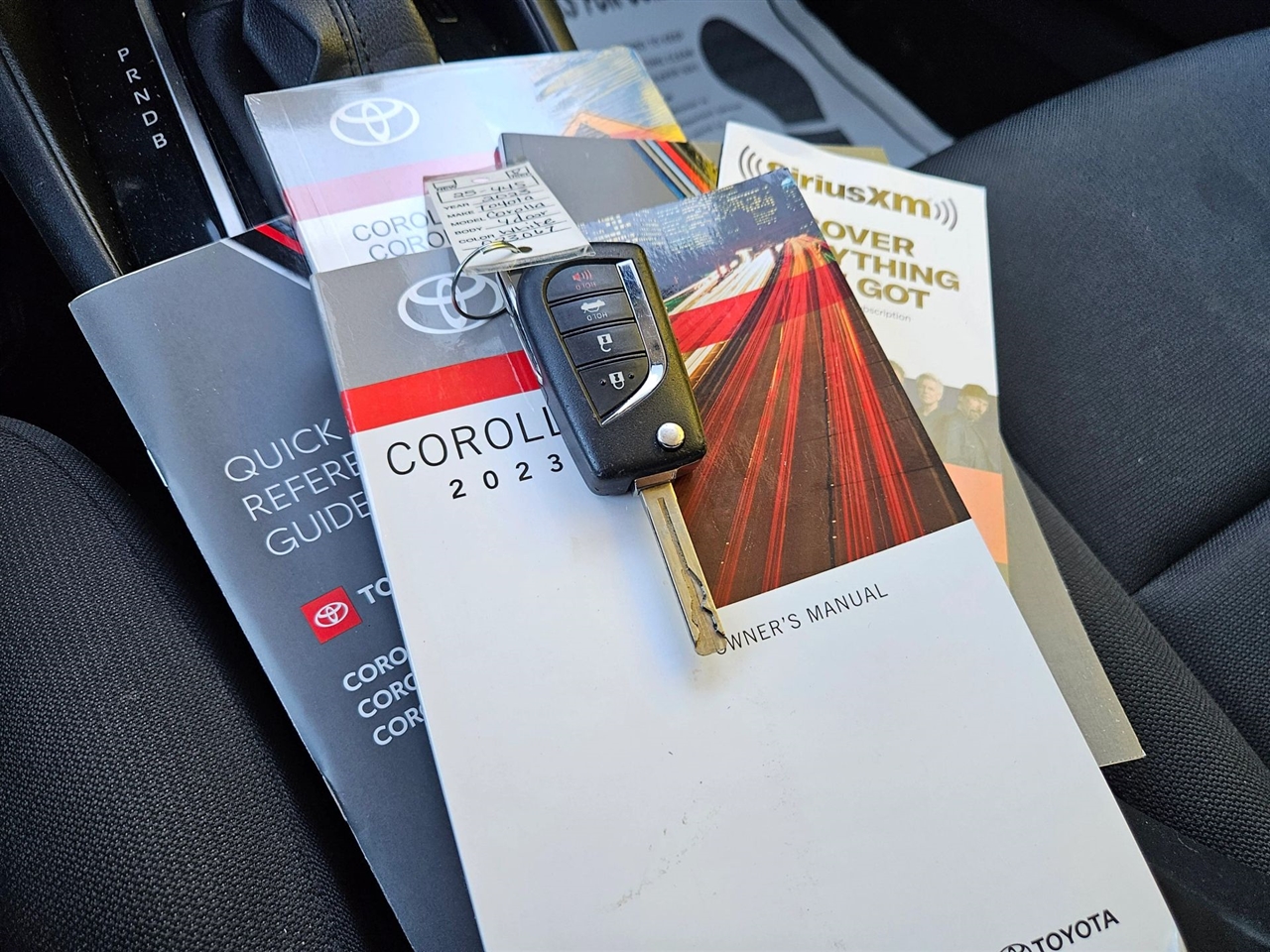 Toyota Corolla LE CVT (Natl) 2023