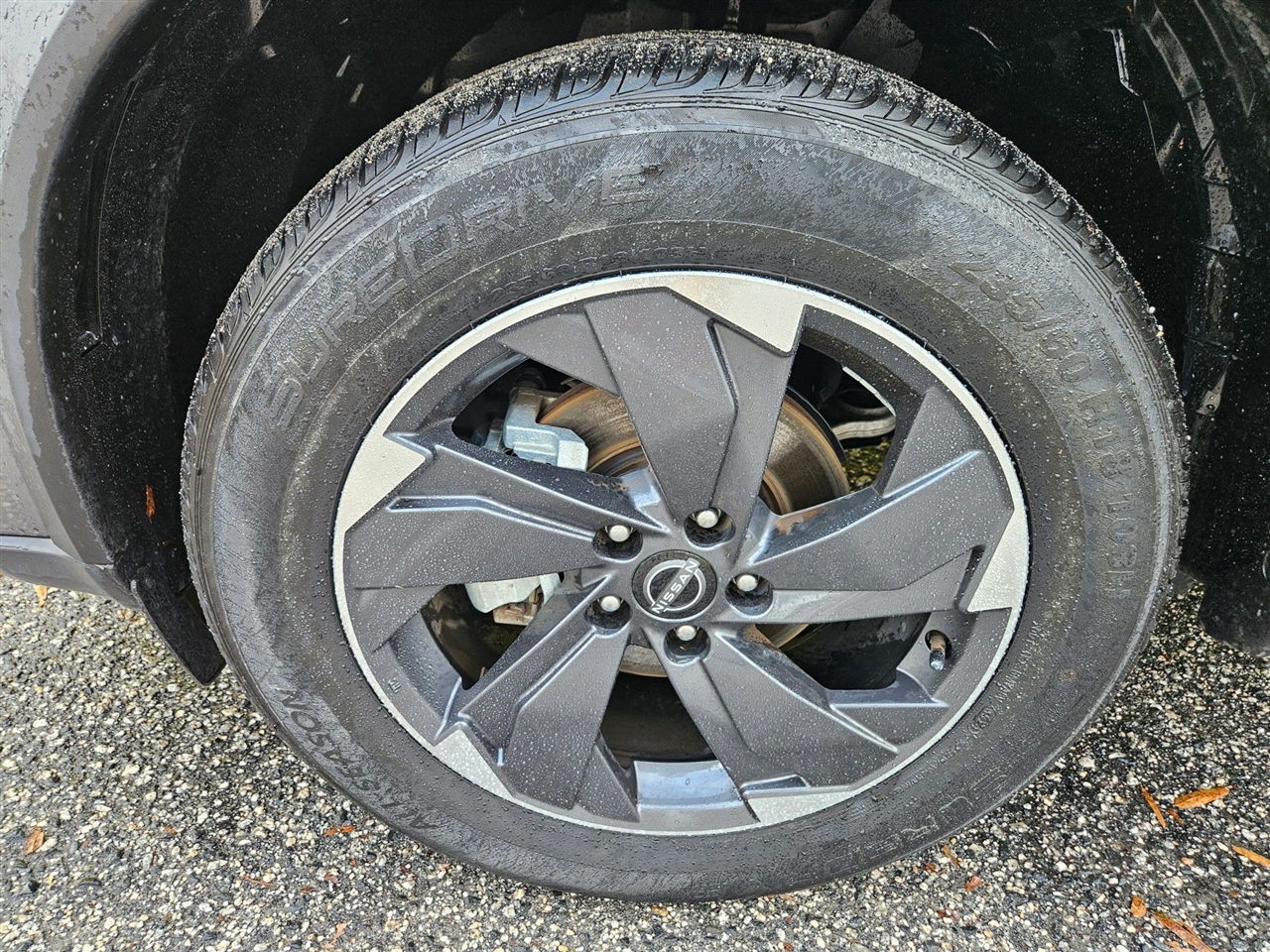 Nissan Rogue FWD SV 2024