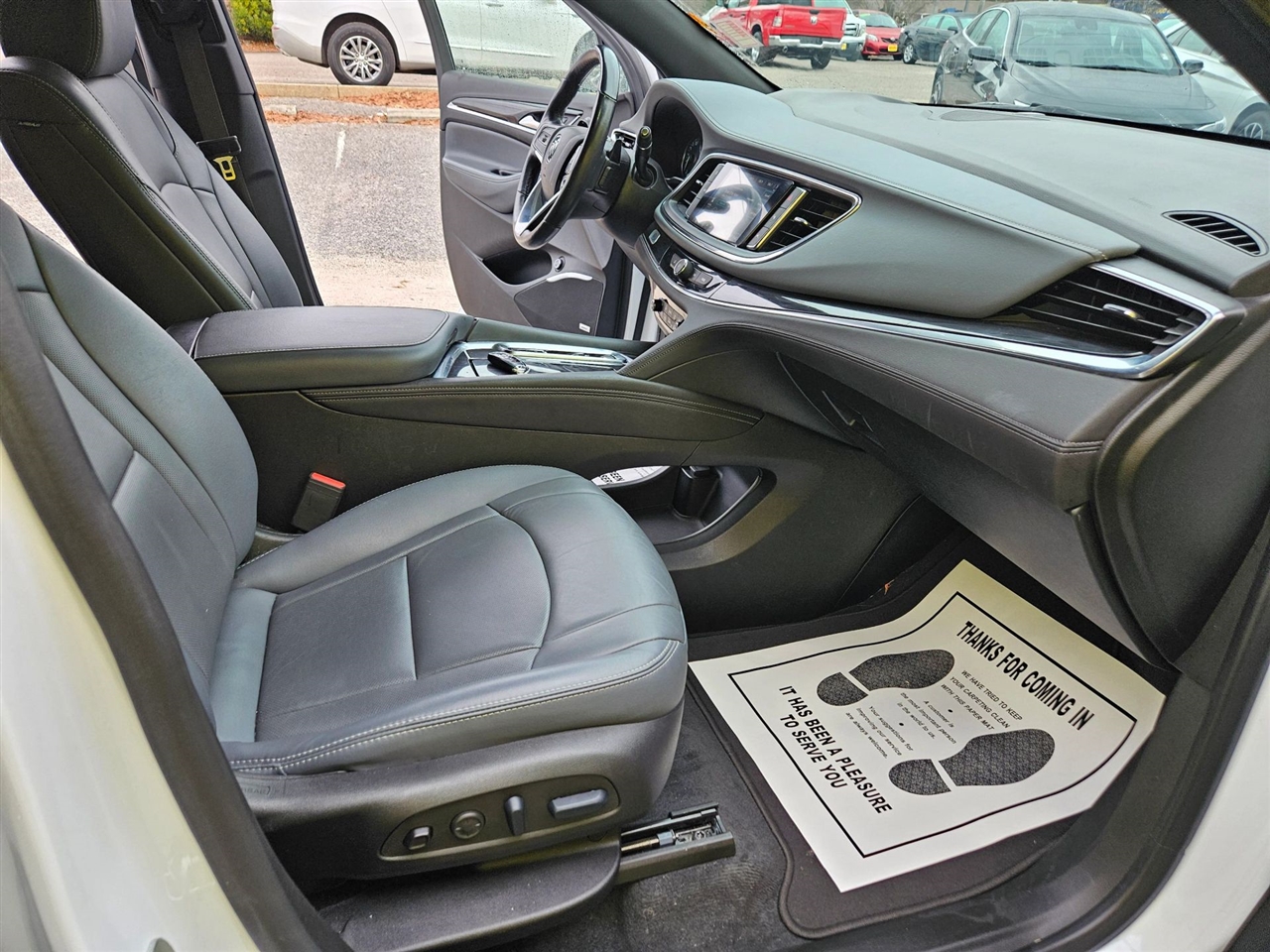 Buick Enclave AWD 4dr Premium 2024