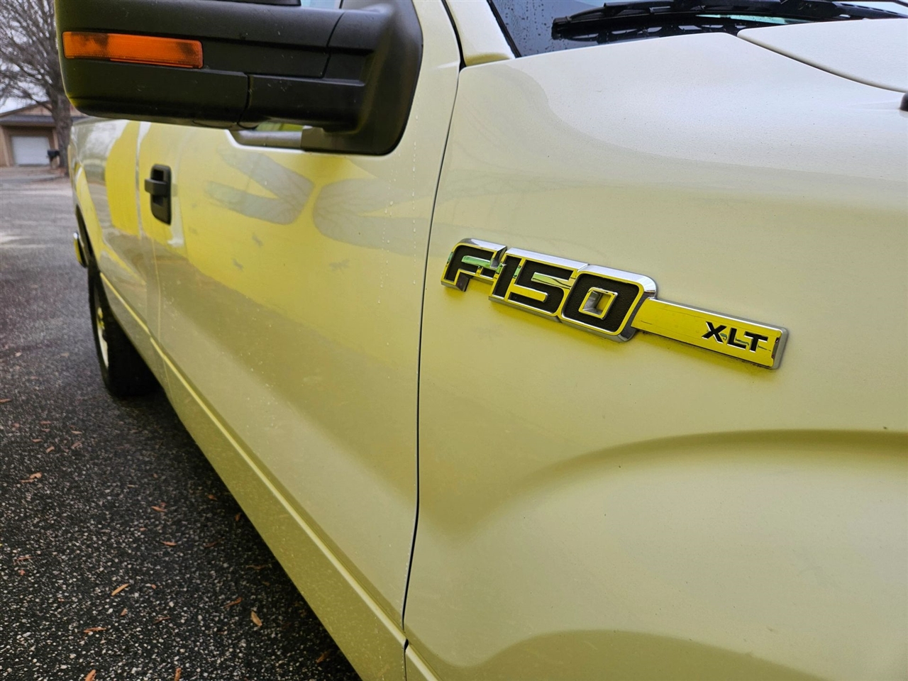 Ford F-150 2WD Reg Cab 126" STX 2014