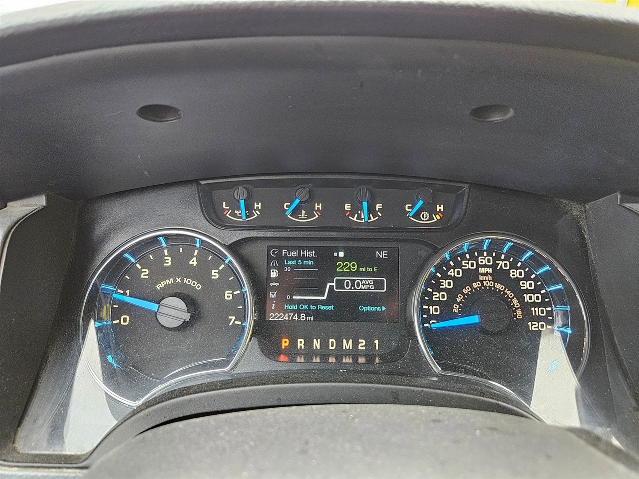 Ford F-150 2WD Reg Cab 126" STX 2014