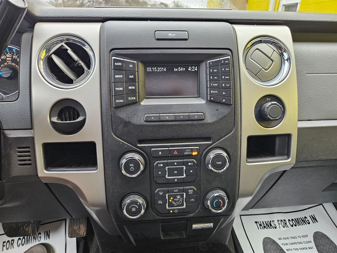 Ford F-150 2WD Reg Cab 126" STX 2014