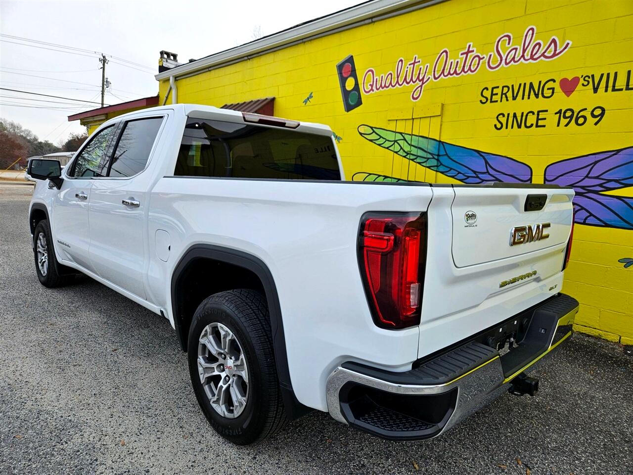 GMC Sierra 1500 2WD Crew Cab 147" SLT 2024