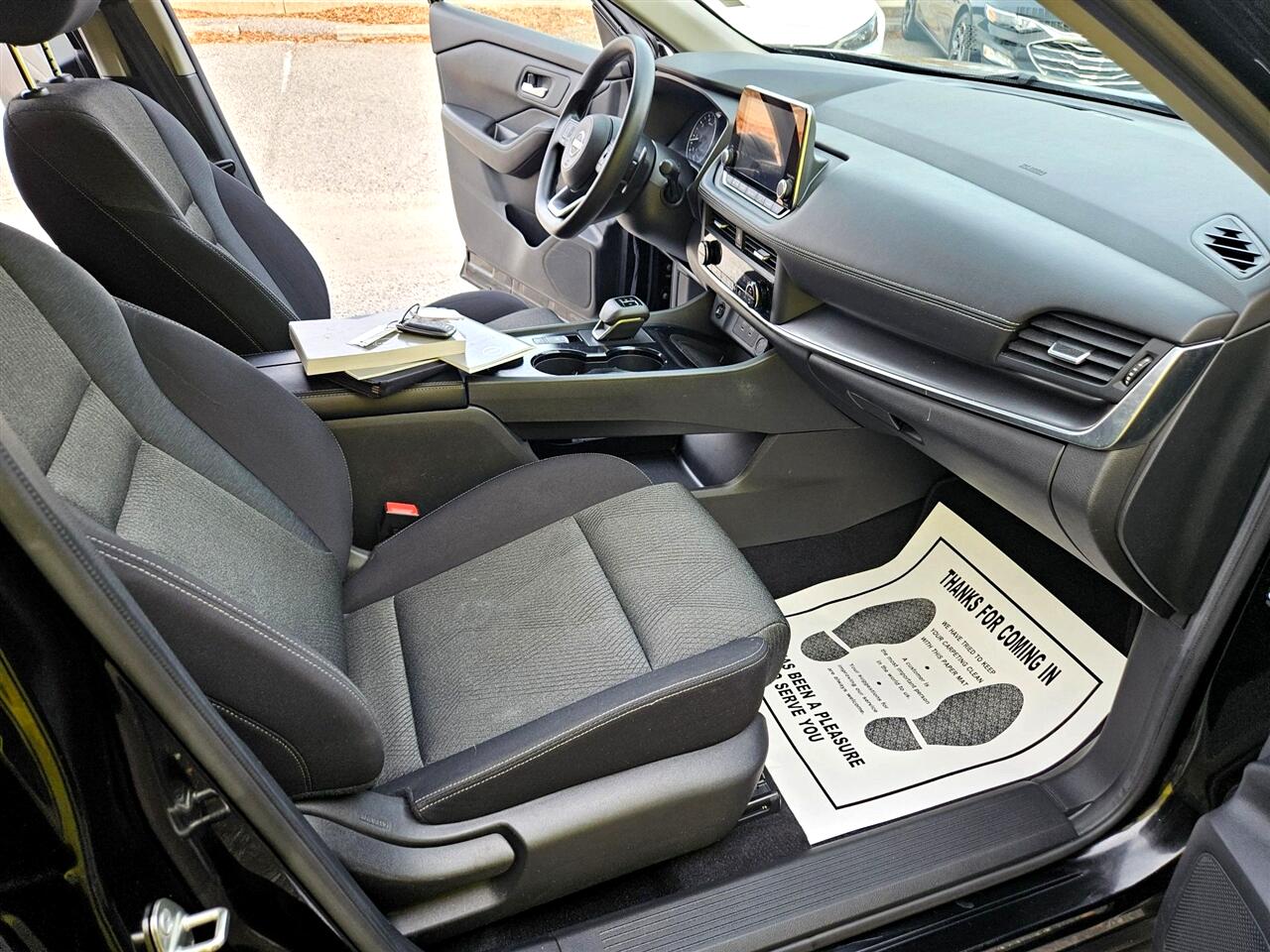 Nissan Rogue AWD SV 2024