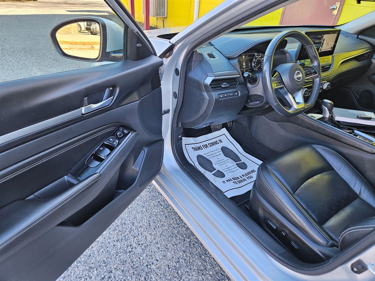 Nissan Altima 2.5 SL Sedan 2023