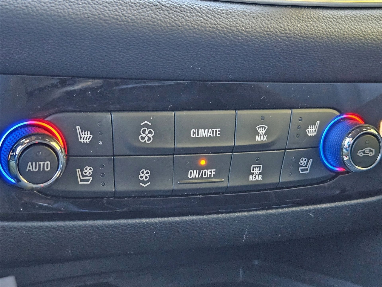 Buick Enclave AWD 4dr Premium 2024