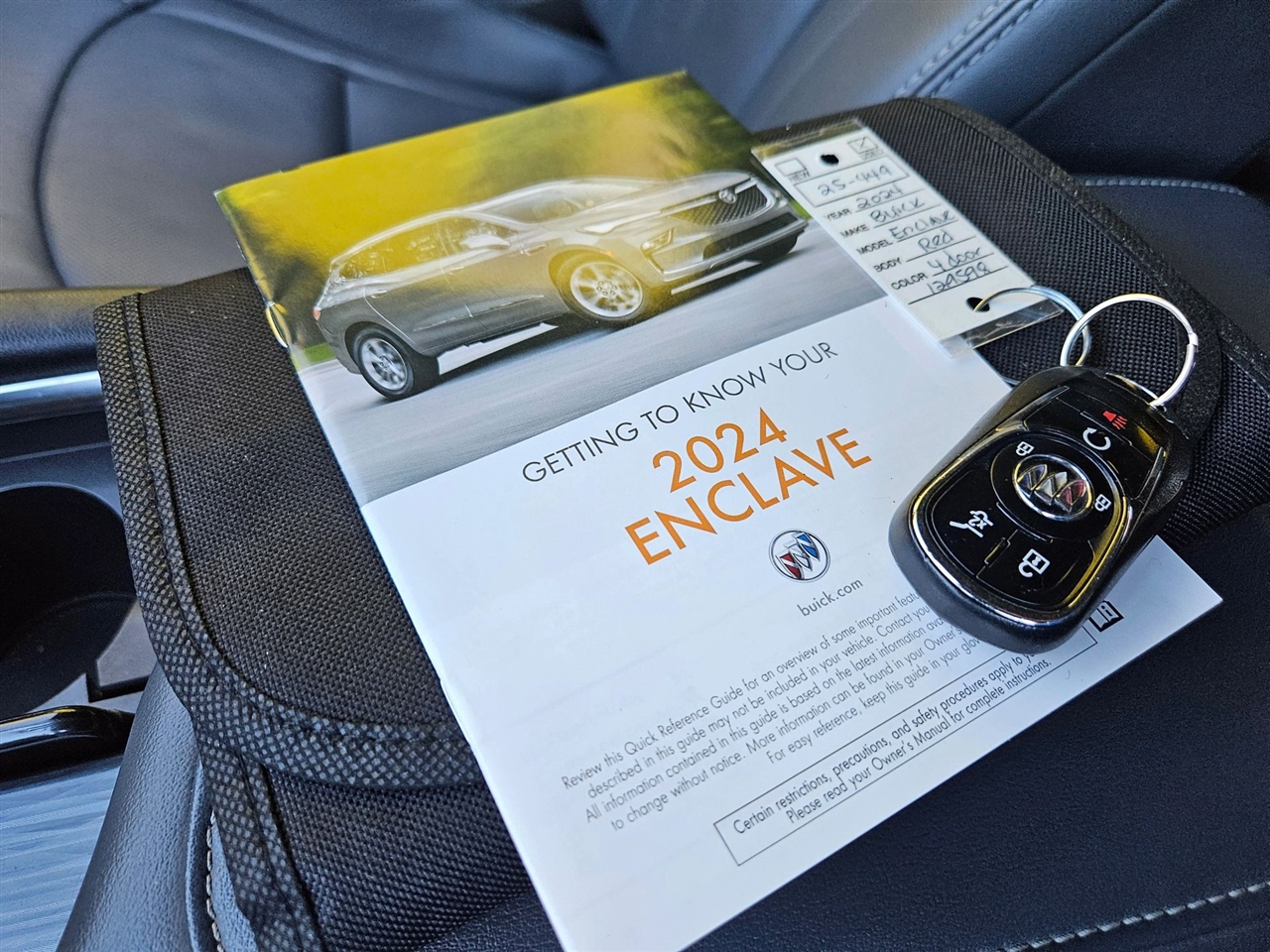 Buick Enclave AWD 4dr Premium 2024