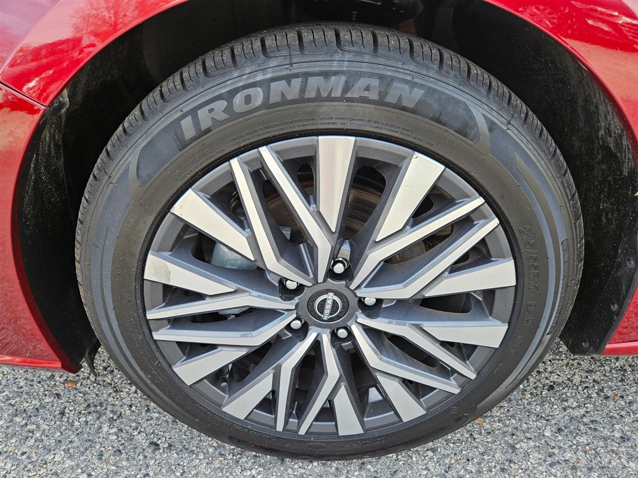 Nissan Altima 2.5 SV Sedan 2024