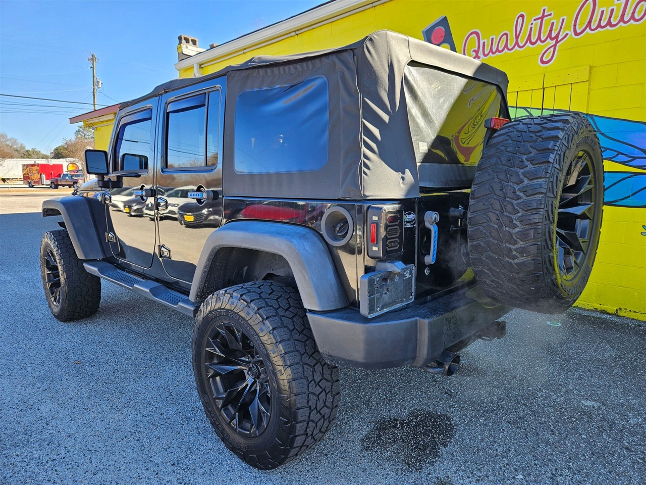 Jeep Wrangler Unlimited 4WD 4dr X 2009