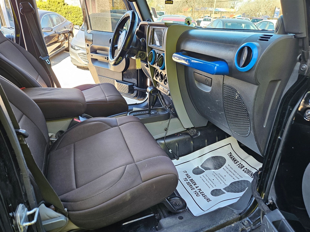 Jeep Wrangler Unlimited 4WD 4dr X 2009