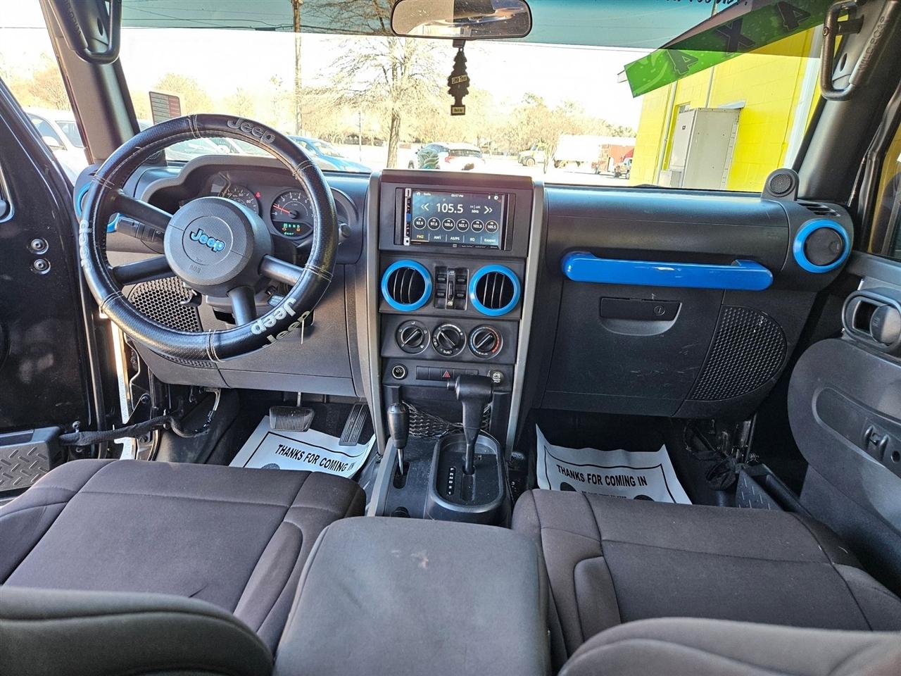 Jeep Wrangler Unlimited 4WD 4dr X 2009