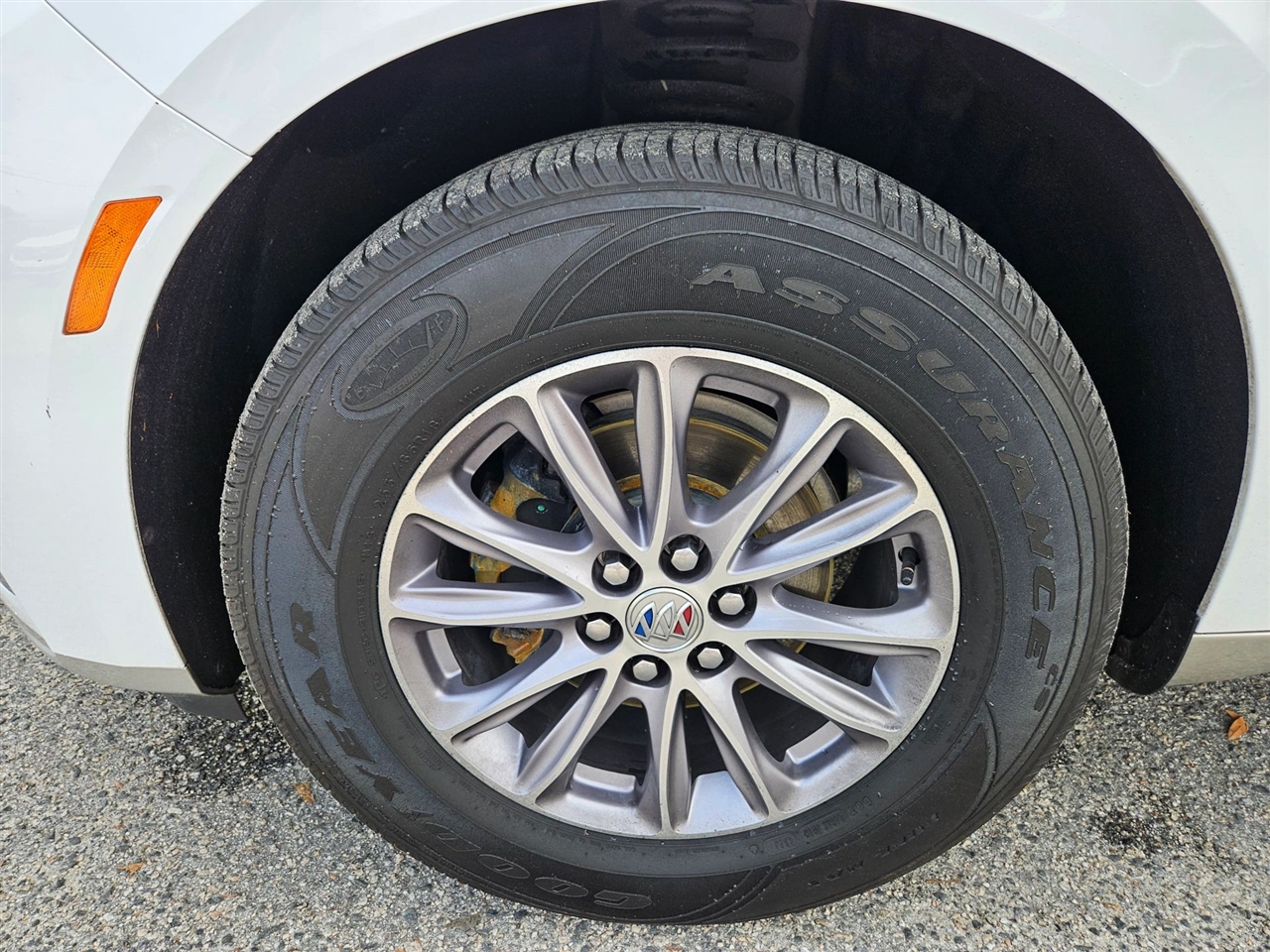 Buick Enclave FWD 4dr Premium 2024