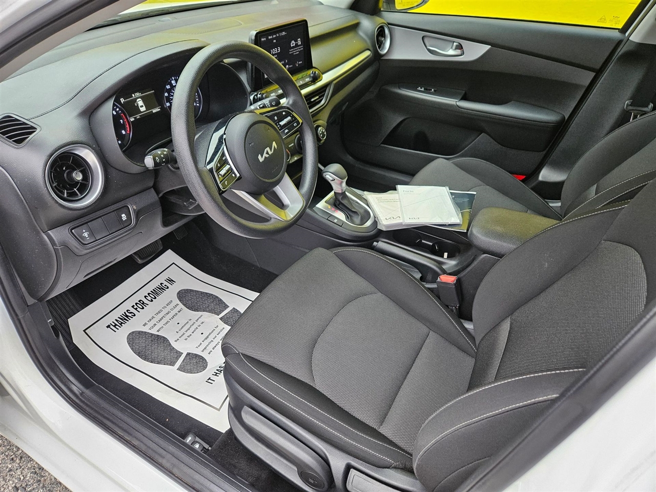 Kia Forte LXS IVT 2024