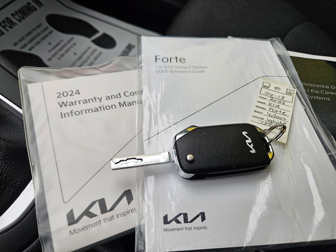 Kia Forte LXS IVT 2024