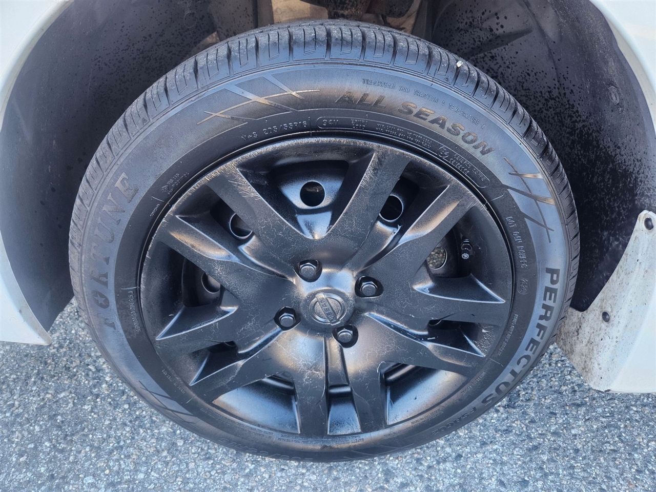 Nissan Sentra 4dr Sdn I4 CVT 2.0 S 2012