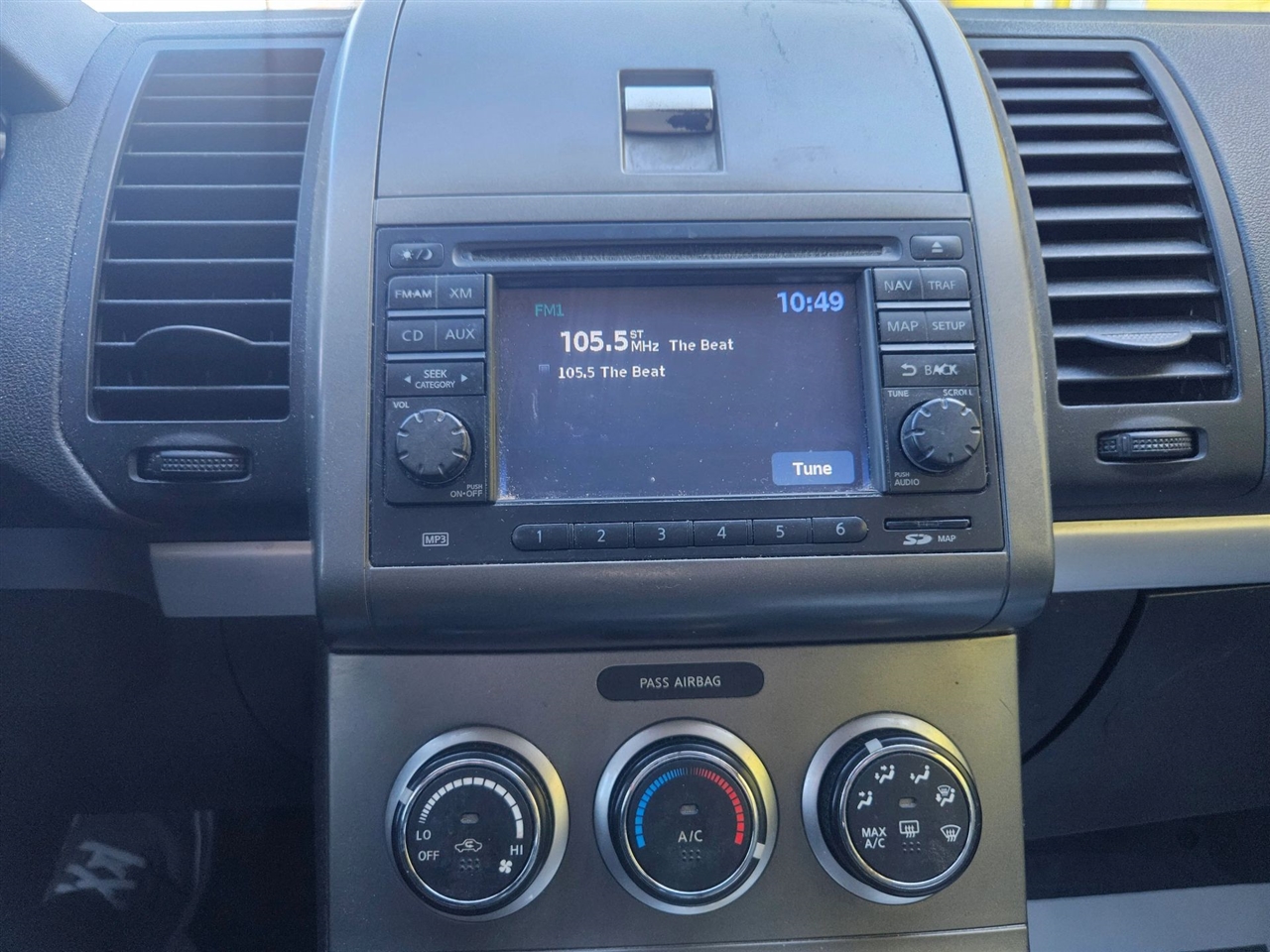 Nissan Sentra 4dr Sdn I4 CVT 2.0 S 2012