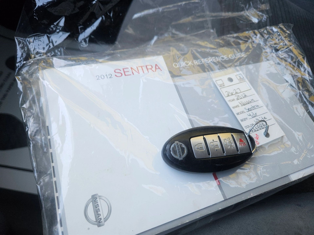 Nissan Sentra 4dr Sdn I4 CVT 2.0 S 2012