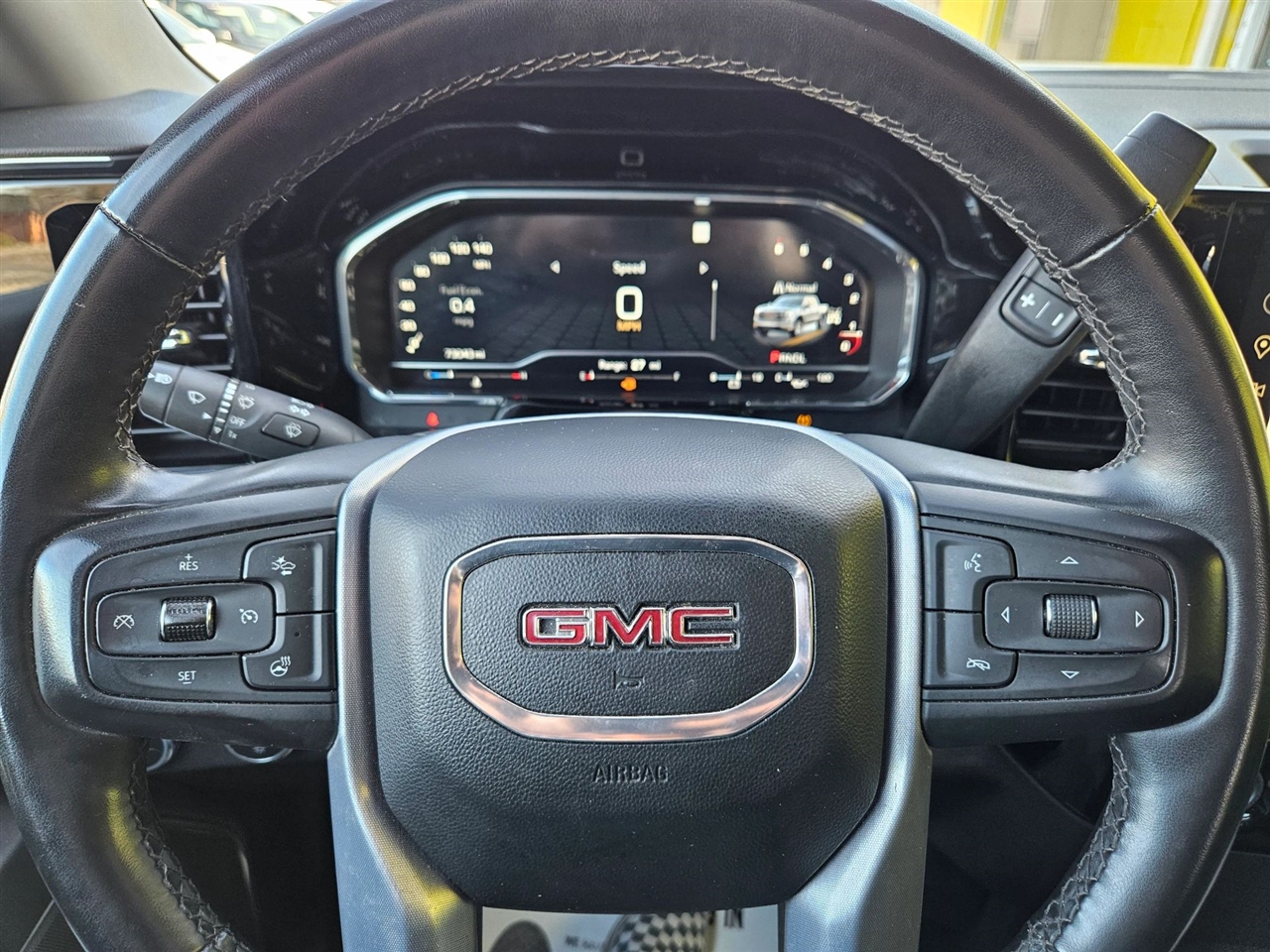 GMC Sierra 1500 4WD Crew Cab 147" SLE 2023