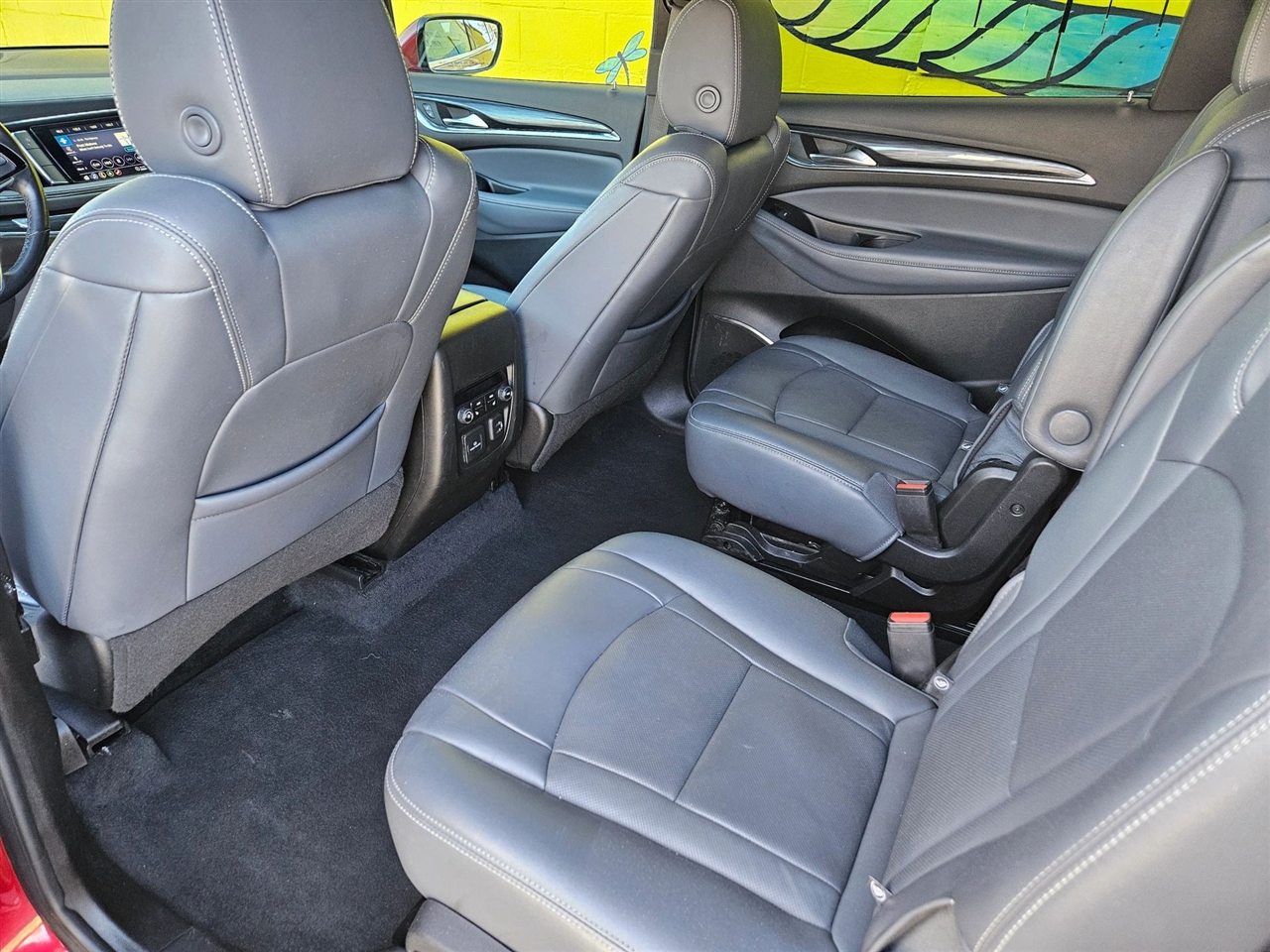 Buick Enclave FWD 4dr Premium 2024