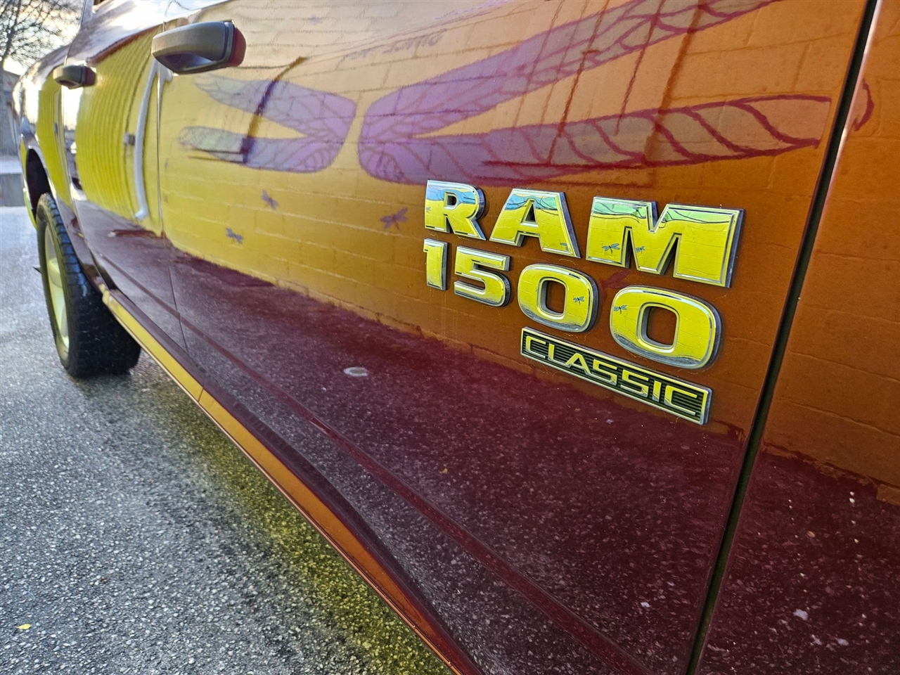 RAM 1500 Classic Tradesman 4x2 Crew Cab 5'7" Box 2022