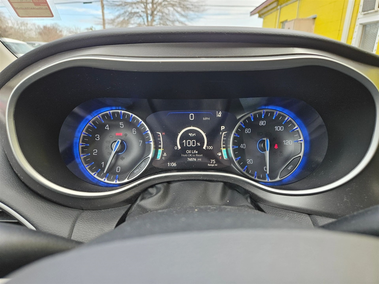 Chrysler Pacifica Touring L FWD 2024