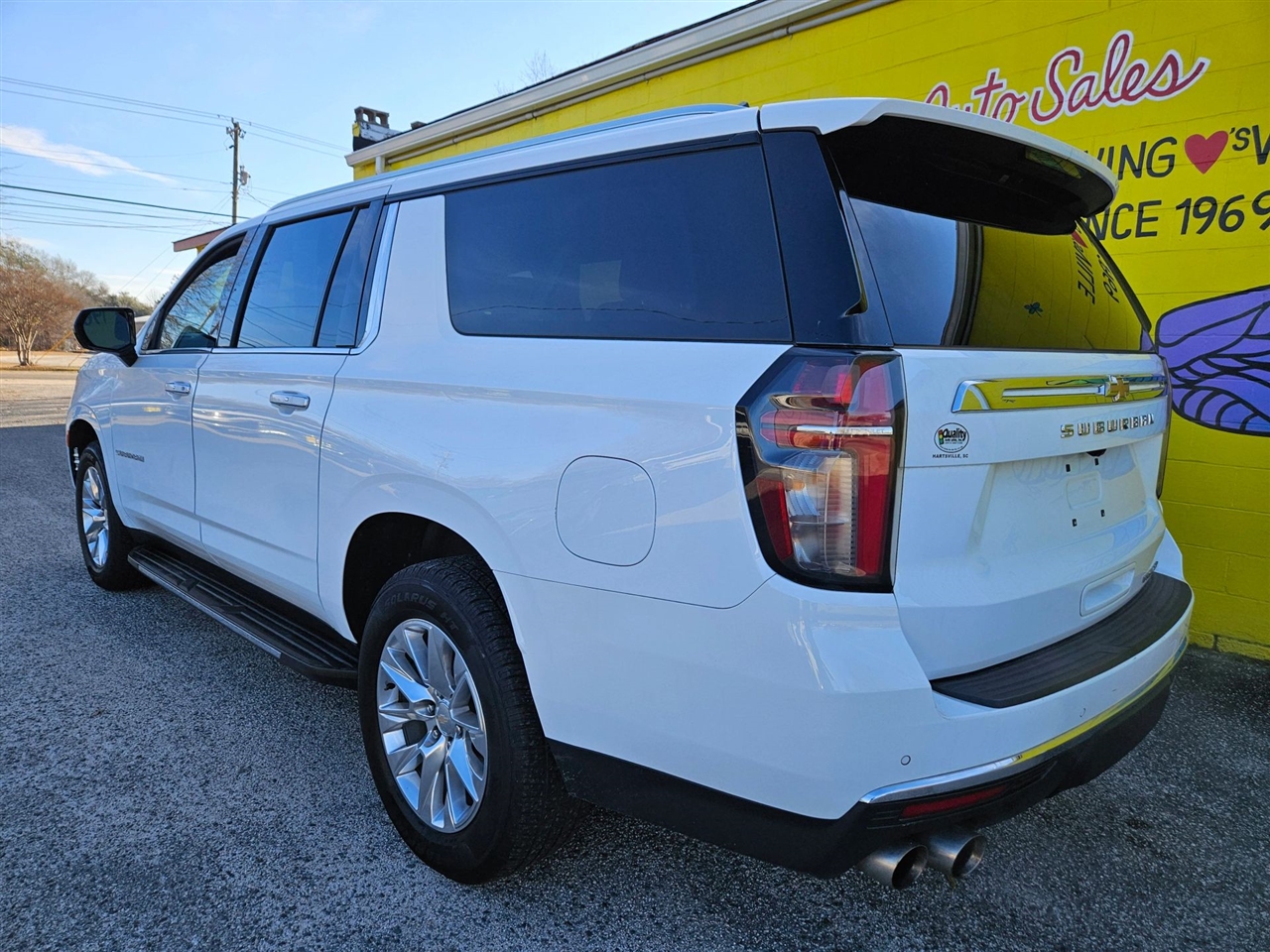 Chevrolet Suburban 2WD 4dr Premier 2023