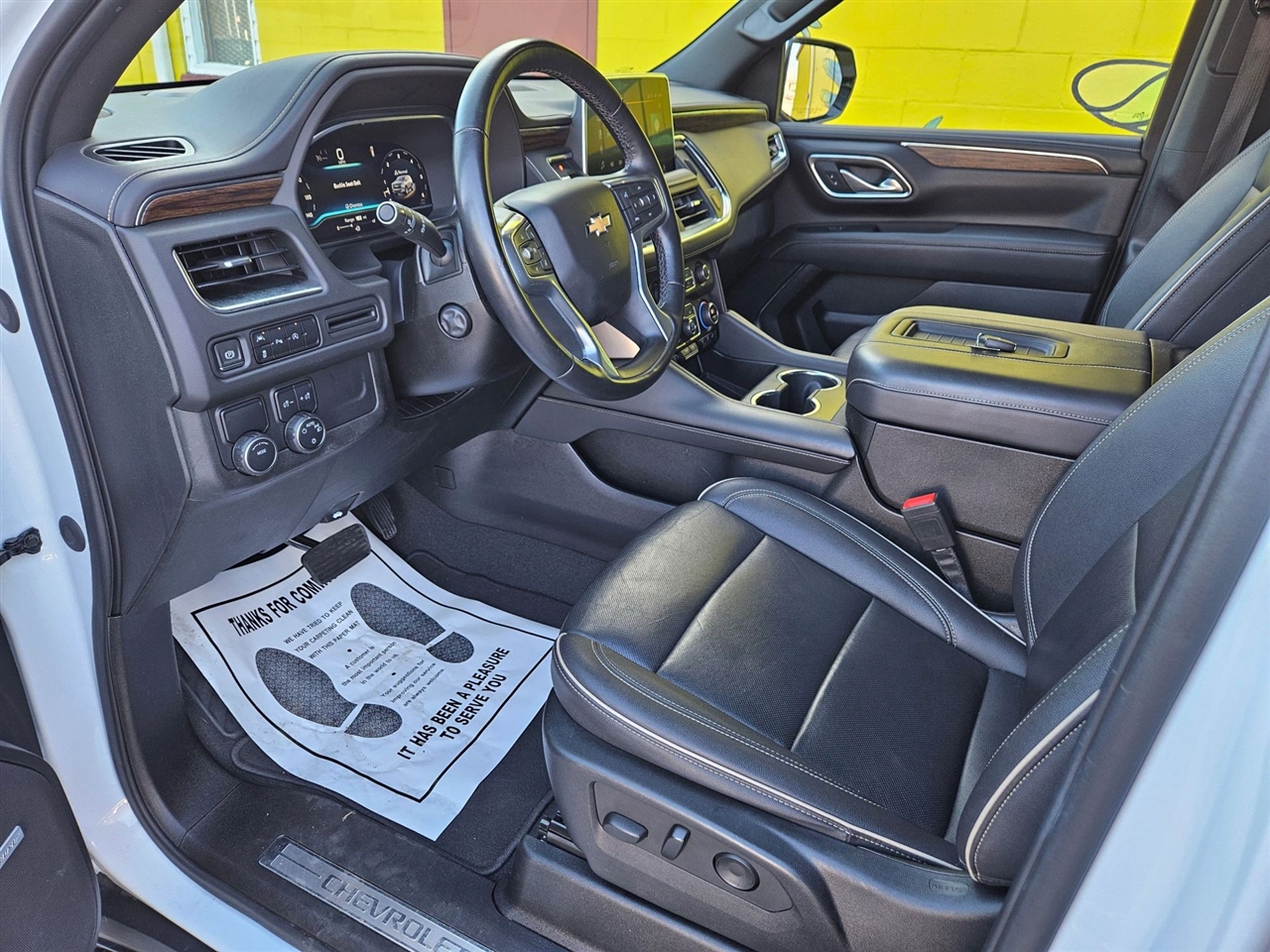 Chevrolet Suburban 2WD 4dr Premier 2023