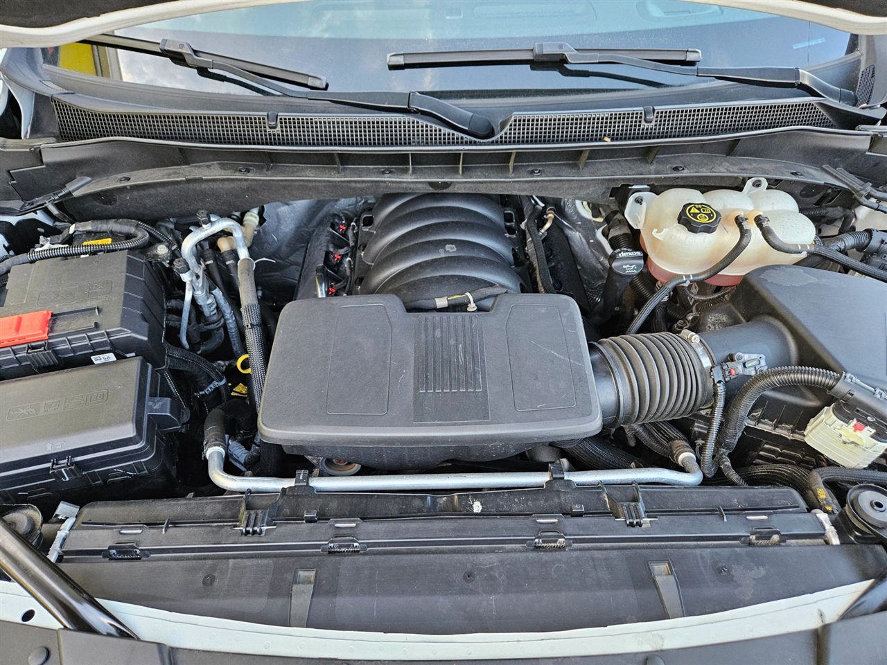 Chevrolet Suburban 2WD 4dr Premier 2023