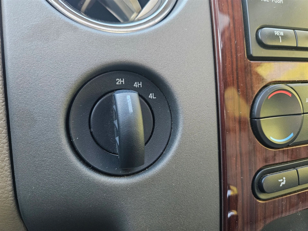 Ford F-150 4WD SuperCab 133" Lariat 2007