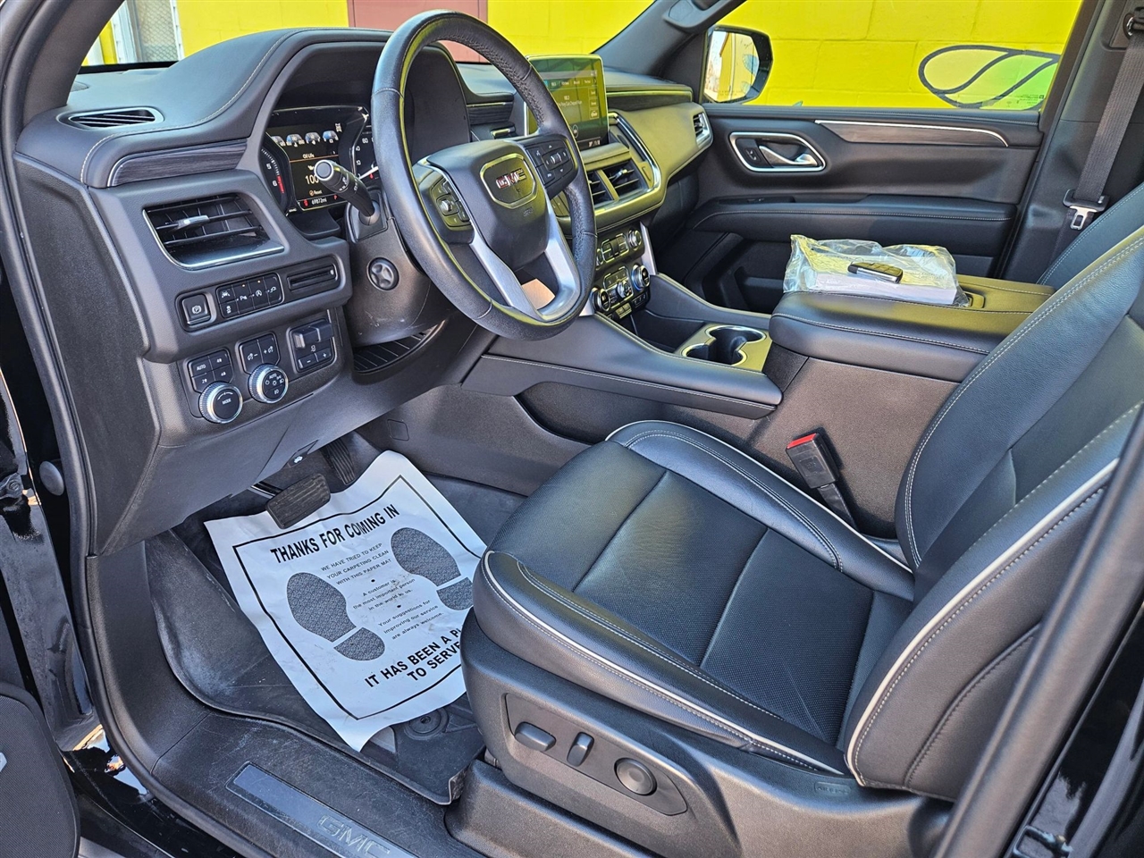 GMC Yukon 4WD 4dr SLT 2021