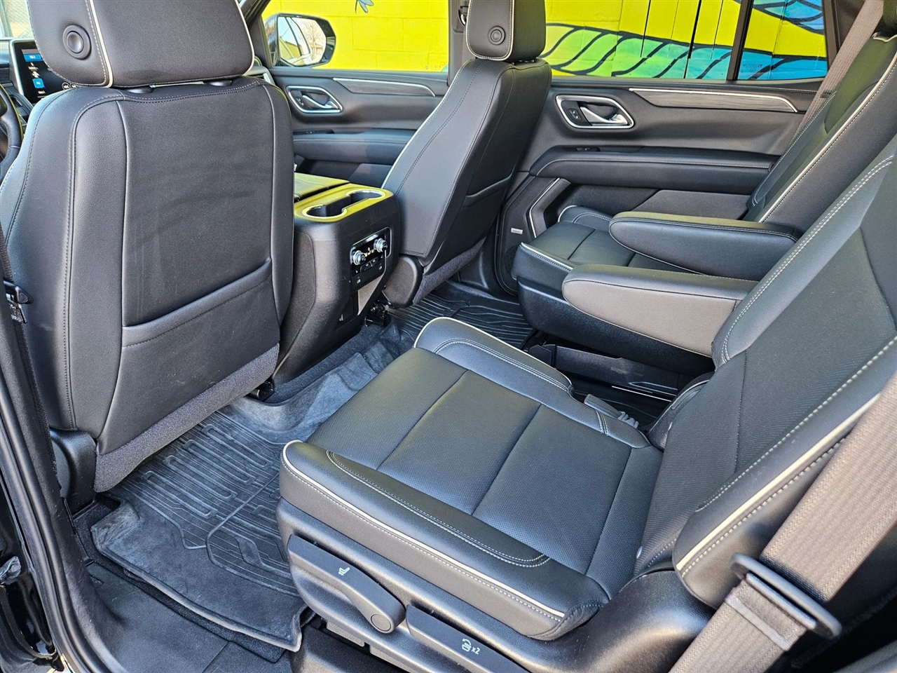 GMC Yukon 4WD 4dr SLT 2021