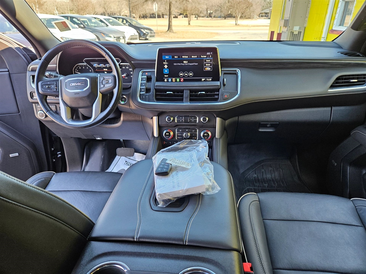 GMC Yukon 4WD 4dr SLT 2021