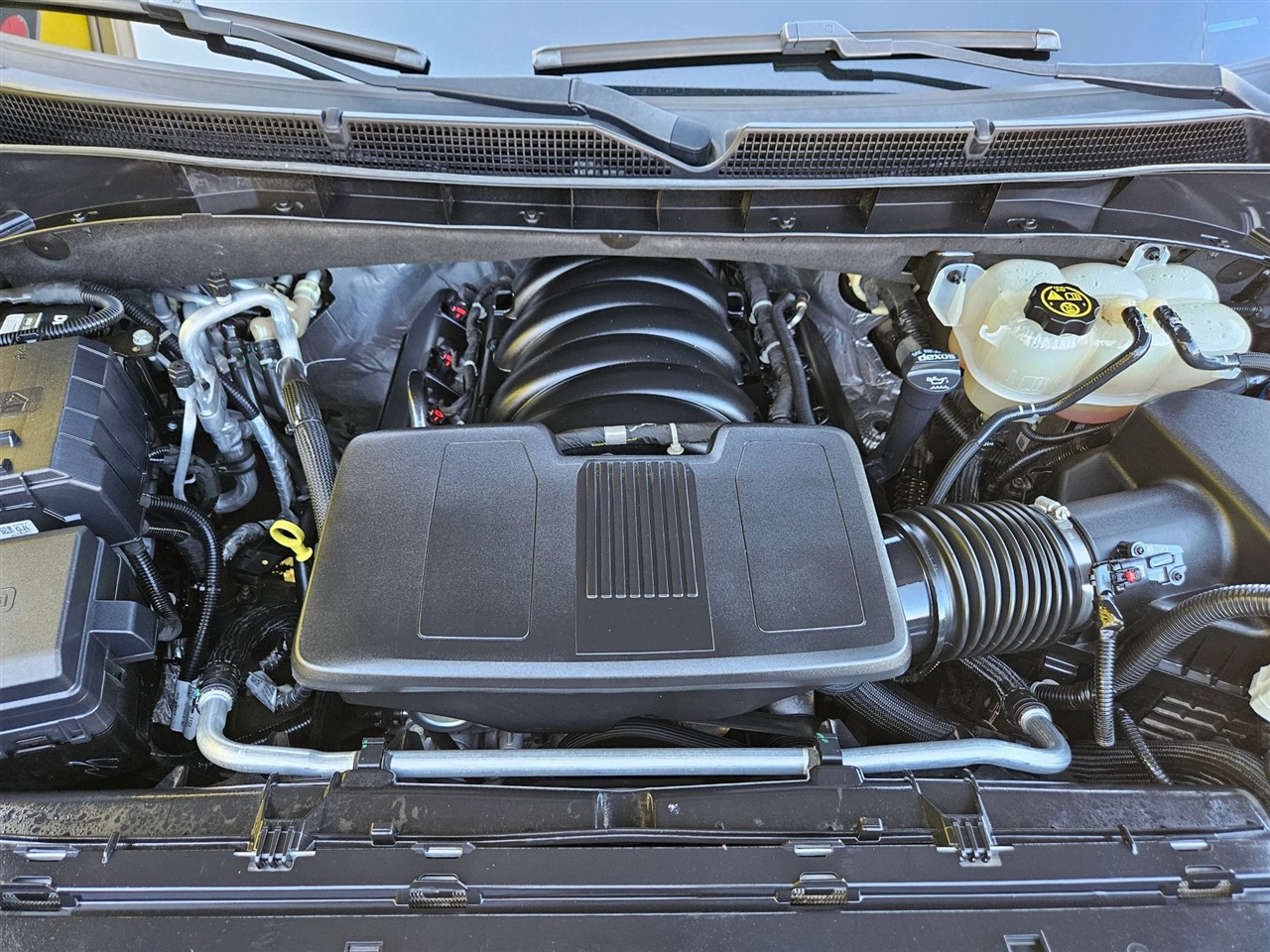 GMC Yukon 4WD 4dr SLT 2021